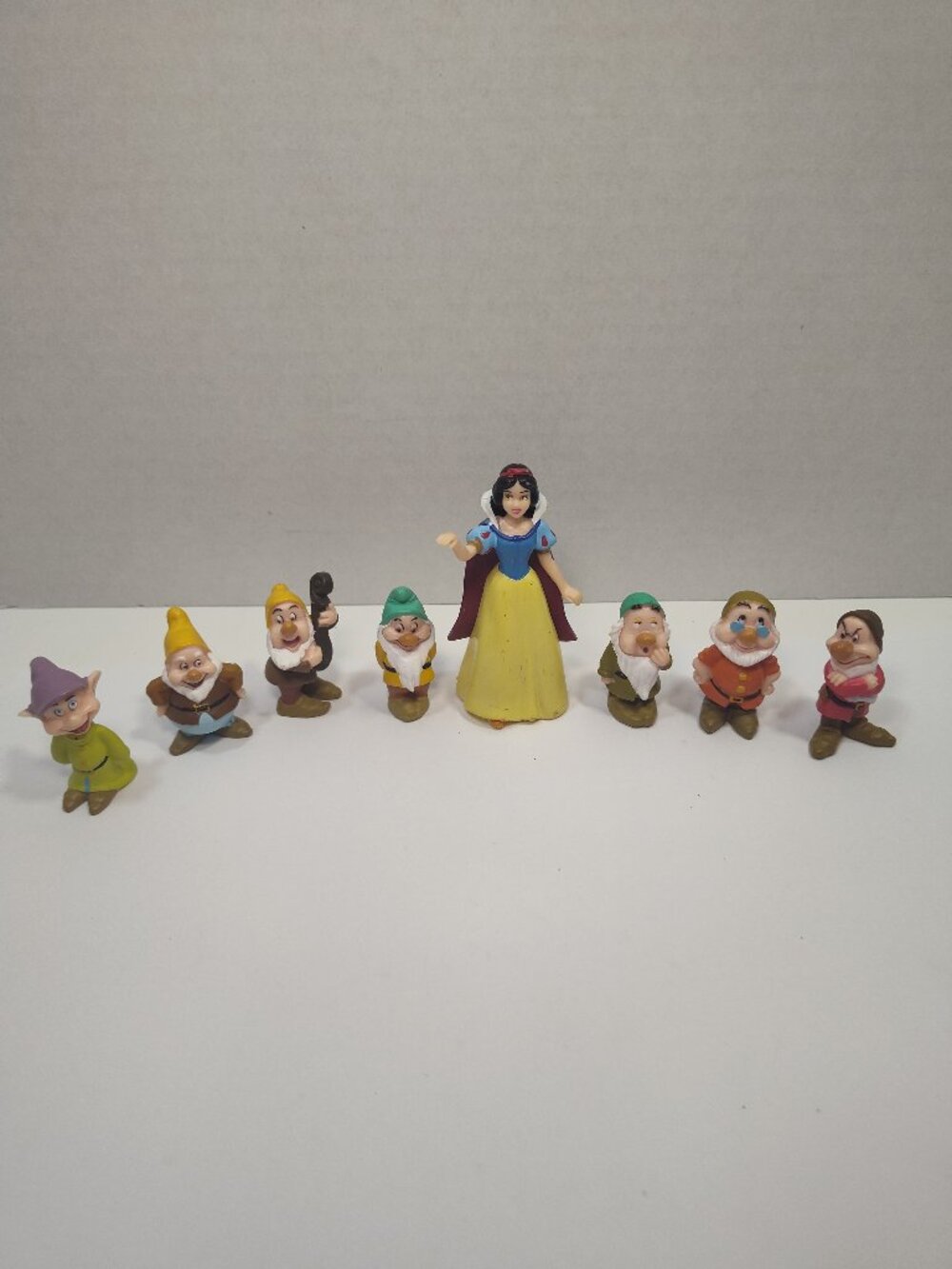 Disney Snow White 7 Dwarfs PVC Figure Lot Dopey Grumpy Doc Happy Bashful